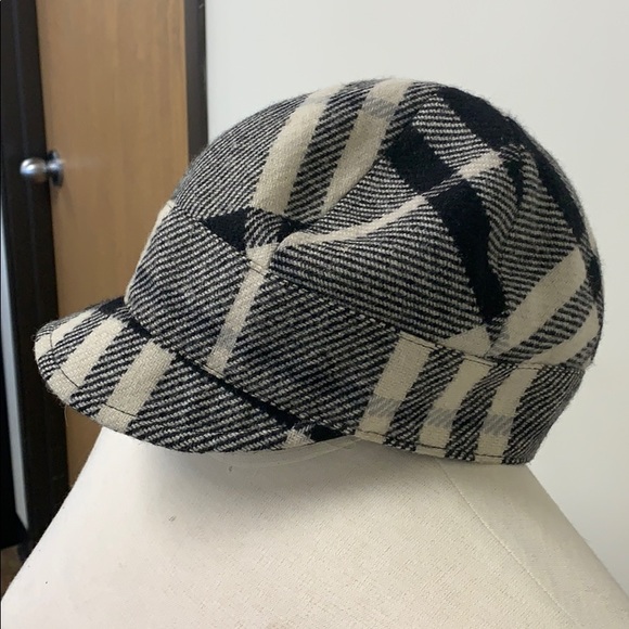 Burberry Hat - Picture 4 of 7